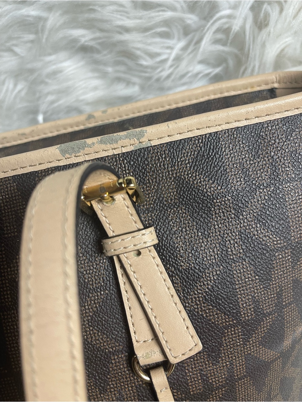 Michael Kors Brown MK Logo Tote with leather Beige Trim& straps - Picture 13 of 13